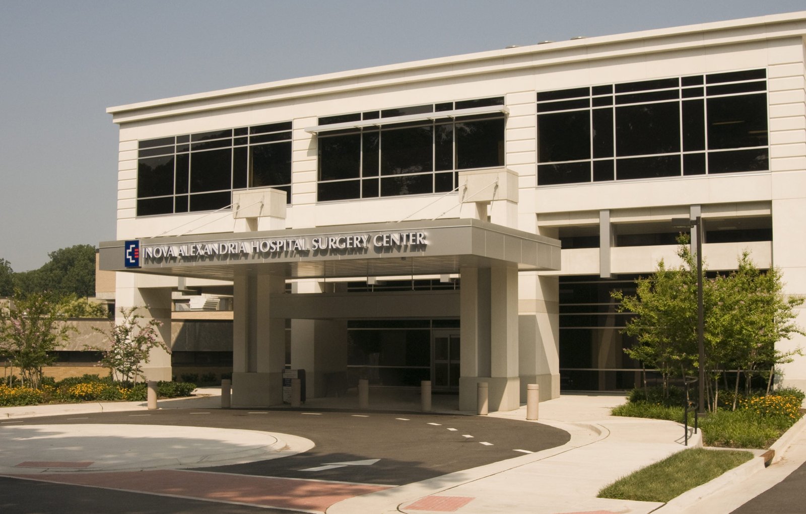 IAH surgery entrance_1832